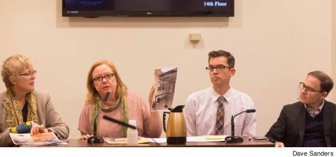 09-citycouncil10.jpg