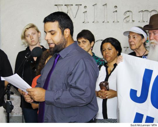 10-Gus-Morales-rally-065_CC.jpg